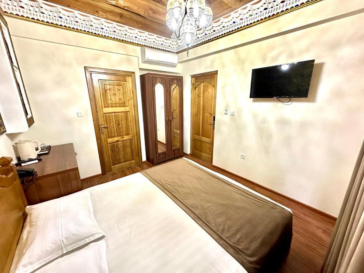 Antique Hotel Imran Бухара Екстер'єр фото